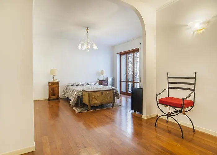 Eur Luminous And Large Family Terrace Apartment